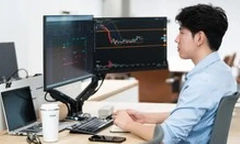 Chứng khoán tuần mới: Dòng tiền chờ bứt phá, VN-Index có vượt 2.000 điểm?
