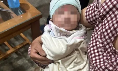 Bé gái nặng hơn 5kg bị bỏ rơi kèm lá thư 'mẹ xin lỗi, mong con sẽ gặp người tốt'