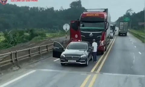 Danh tính nam tài xế dừng Mercedes giữa cao tốc để 'phân bua'