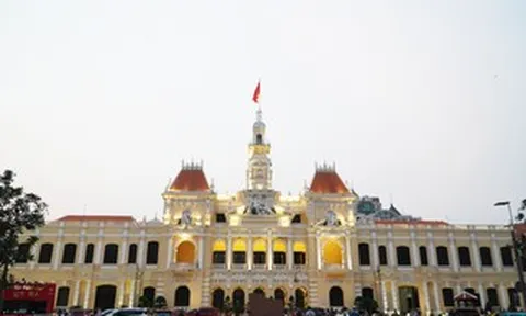 TPHCM siết các đoàn đi nước ngoài bằng ngân sách