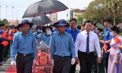 Tây Ninh đón các anh hùng liệt sĩ trở về đất mẹ
