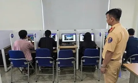 Bị trừ hết điểm giấy phép lái xe: Thi lại khó gấp đôi