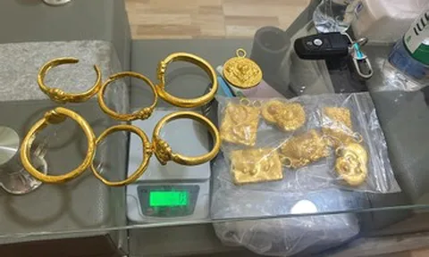 Đường dây buôn lậu vàng cực lớn từ nước ngoài về TPHCM bị triệt phá