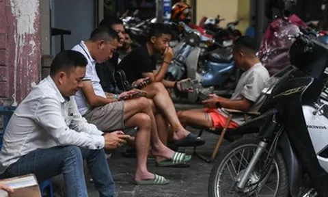 Hà Nội đứng trước bài toán khó khi tính cho thuê vỉa hè