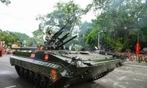 Phải chấm dứt việc ký sinh vào báo chí