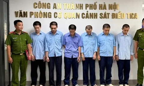 Triệt phá đường dây buôn lậu 8.000 cây vàng từ nước ngoài vào Việt Nam