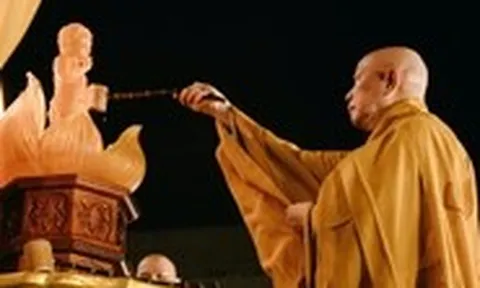 Những lưu ý khi thực hiện nghi lễ tắm Phật tại gia mùa Phật đản