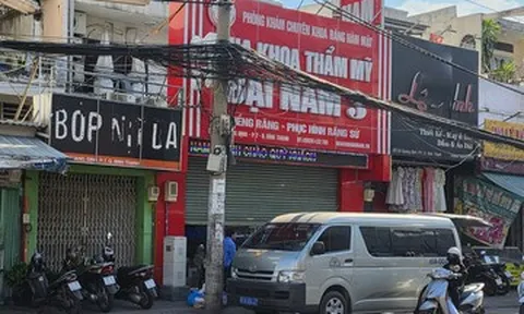 Công an xuất hiện tại hệ thống phòng khám nha khoa trong 'vụ ly hôn 1.200 tỷ đồng'