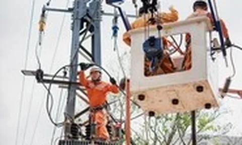 Căng thẳng cung ứng điện tuần tới, đề xuất sớm áp giá điện giờ cao điểm, thấp điểm