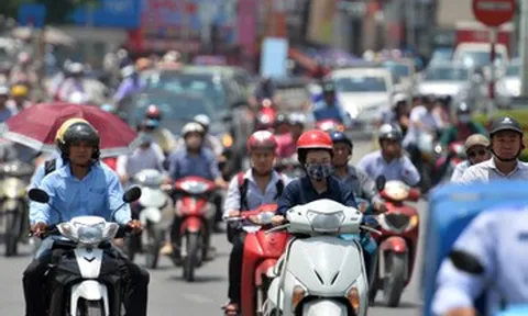 Hà Nội nóng nhất cả nước, miền Bắc và Trung Bộ bước vào 4 ngày 'chảo lửa'