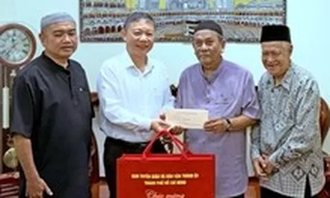 Lãnh đạo TP.HCM chúc mừng cộng đồng Hồi giáo nhân Đại lễ Raya Idil Adha