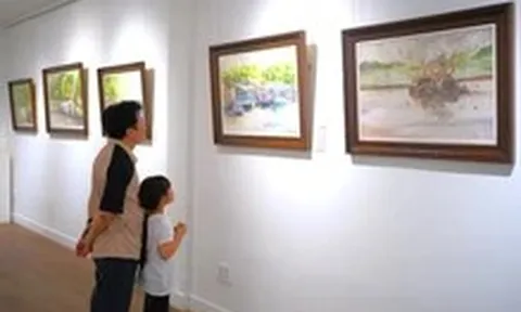 Vẽ những điều giản dị nuôi lớn một đời người trong tranh Vũ Thành Tâm