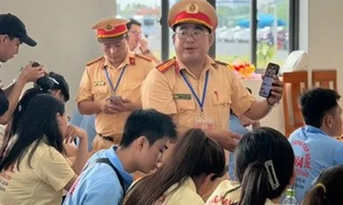 Tây Ninh đánh giá thái độ sát hạch viên đường trường qua quét mã QR