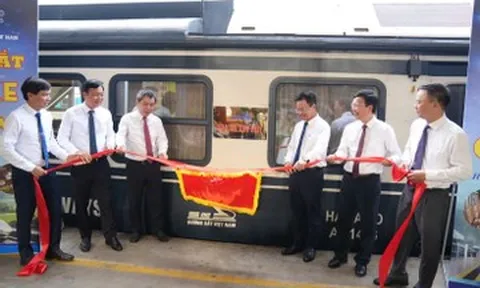 Ngành đường sắt lần đầu đưa 'Sở chỉ huy di động' lên tàu