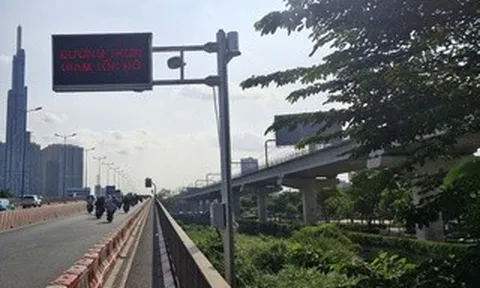 TPHCM lắp loa cảnh báo giảm tốc trên cầu Sài Gòn