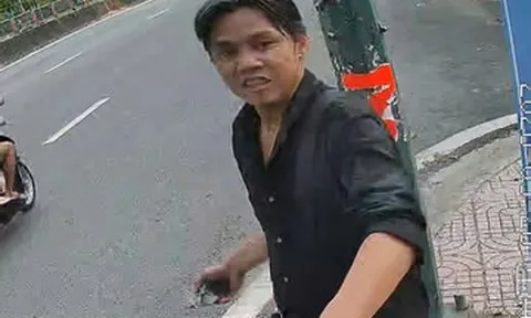 Đối tượng đập phá hơn 10 tủ đổi pin xe điện