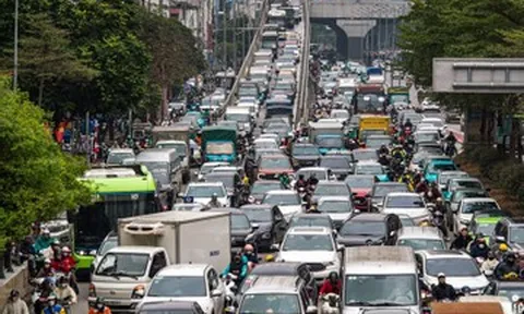 Thu phí ô tô, xe máy vào nội đô: Hà Nội đã thực sự sẵn sàng?