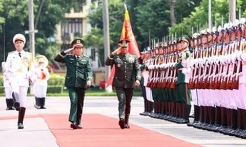 Việt Nam - Philippines tăng cường hợp tác quốc phòng