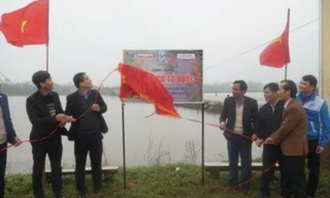 Điều còn lại sau những lá cờ