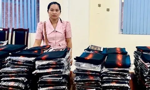 Chủ thương hiệu vải áo dài Đất Lành bị khởi tố vì xâm phạm bản quyền