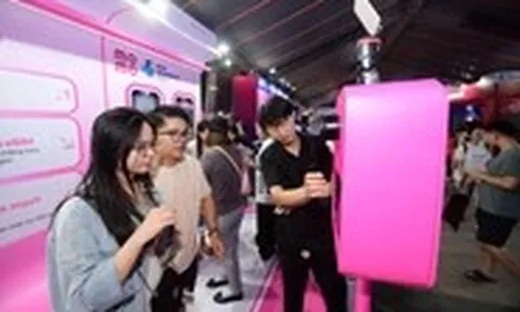 Gen Z chuẩn bị đi concert BTS, The Weeknd, thanh toán MoMo được không?