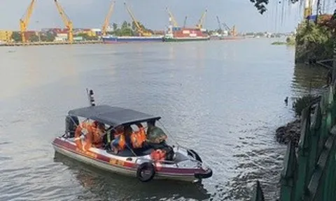 Điều tra vụ nam thanh niên tử vong khi lội xuống sông Đồng Nai