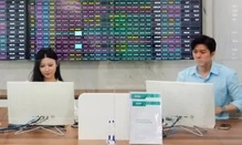 Chứng khoán Việt mở cửa hút vốn ngoại