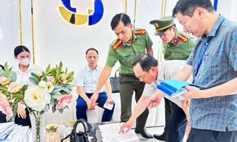 Lật tẩy đường dây có 'chuyên gia thẩm mỹ' mới học hết lớp 9