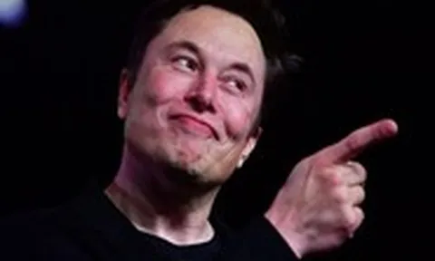 Elon Musk trở thành người đầu tiên sở hữu tài sản vượt 1.000 tỉ USD