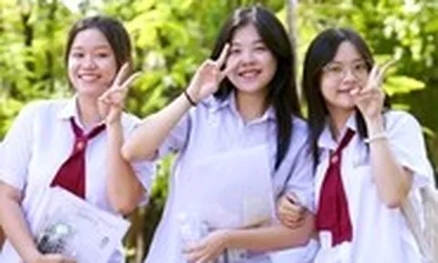 Sĩ tử 2K8 rạng rỡ tạm biệt mùa thi 2026