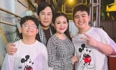 Con trai Kim Tử Long hát Lương Sơn Bá - Chúc Anh Đài cùng mẹ Trinh Trinh
