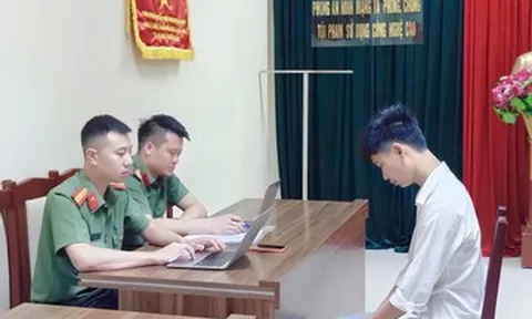 Công an làm việc với chủ kênh TikTok 'Khuê Ơi Dậy Đi' Phan Trung Khuê