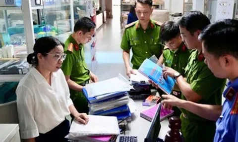 Hành vi khiến loạt ca sĩ, giám đốc doanh nghiệp bị khởi tố