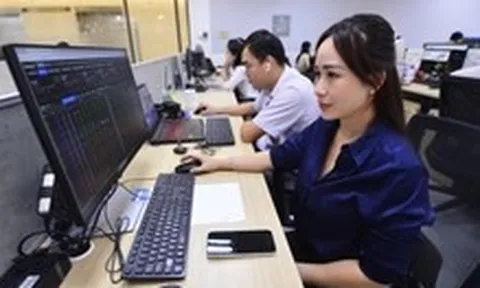 Loạt mã chứng khoán tăng kịch trần, VN-Index áp sát 1.800 điểm