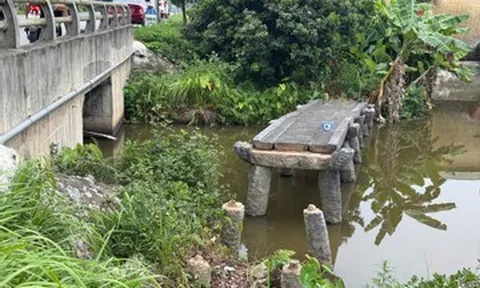 Mất 4 thanh cầu đá cổ hơn 100 năm tuổi ở Hải Phòng
