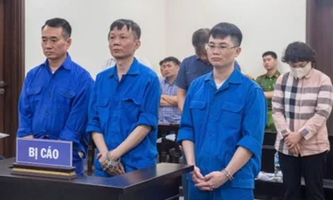 Bản án dành cho nhóm cựu cán bộ nhận hối lộ ở Hà Nội