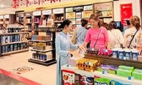 Đón 120 triệu lượt khách/năm, sân bay Việt còn nhiều dư địa tăng nguồn thu dịch vụ