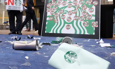 Sai lầm khó cứu vãn khiến Starbucks Hàn Quốc tạm đóng toàn bộ cửa hàng