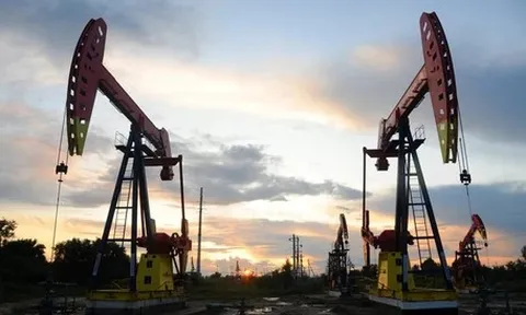 Đọc nhanh 22-6: Giá dầu, vàng đồng loạt đi lên trước lo ngại eo biển Hormuz đóng cửa