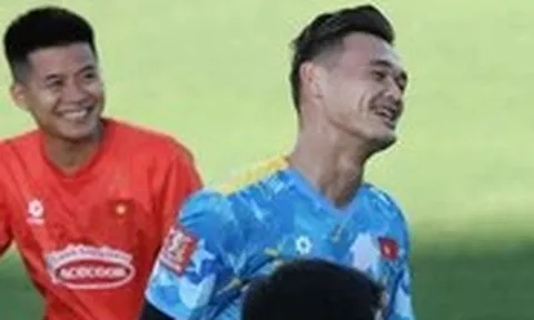 Khoa Ngô vắng, Patrik Lê Giang và Nguyễn Tài Lộc phấn khởi trong ngày đầu tập ở tuyển Việt Nam
