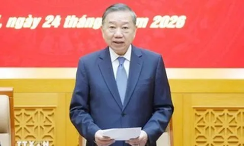 Tổng Bí thư, Chủ tịch nước: Bảo vệ Tổ quốc từ sớm, từ xa, không để bất ngờ trong mọi tình huống