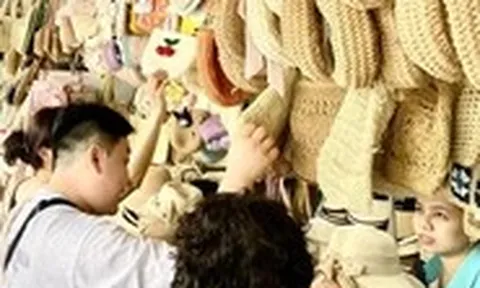 Đà Nẵng sẽ dành 75 tỉ đồng mỗi năm khuyến khích làm sản phẩm lưu niệm cho du lịch