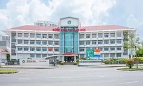 Đọc nhanh 29-6: Giá vàng lại giảm; cổ phiếu một bệnh viện ở TP.HCM tăng mạnh hơn 175%