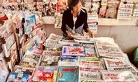 Báo cũ đường xa…