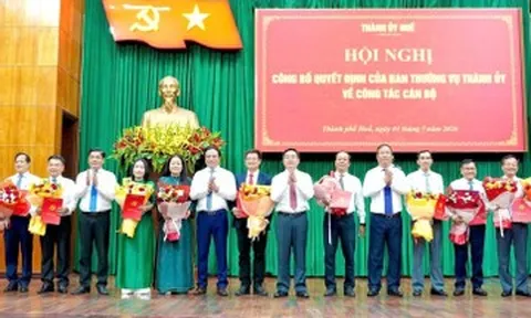 Huế điều động, bổ nhiệm loạt cán bộ