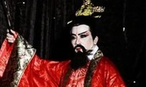 Nghệ sĩ Minh Hòa của Đoàn Huỳnh Long đột quỵ ngay trước giờ diễn