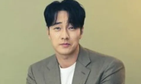 Sức hút quý ông tuổi trung niên của So Ji Sub