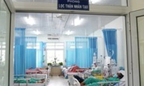 Bên trong phòng chạy thận Bệnh viện Chợ Rẫy: Máy lọc máu chạy hết công suất, có ca chỉ 23 tuổi