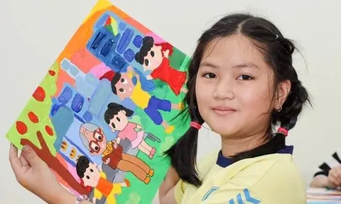 Thiếu nhi TP.HCM kể chuyện về Bác Tôn qua tranh vẽ