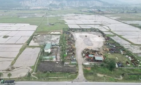 'Giải cứu' trụ sở trạm kiểm dịch tiền tỷ bỏ hoang 5 năm vì không có đường vào